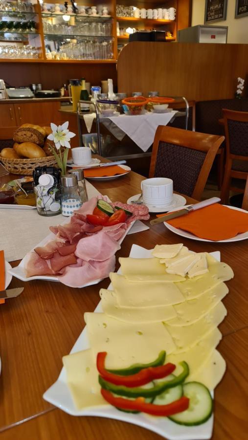 Altstadt Hotel كوتشيم المظهر الخارجي الصورة